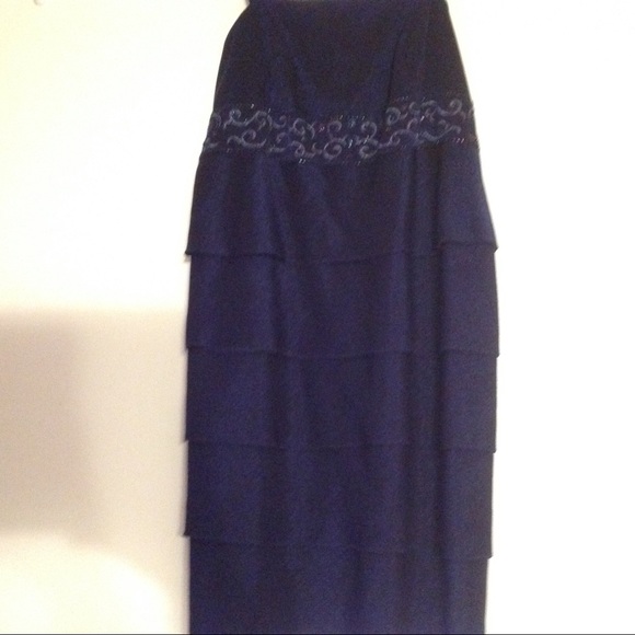Formal blue tiered beaded dress, plus size - Picture 2 of 8